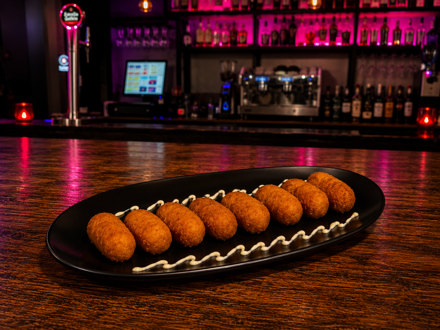 Ración de croquetas caseras